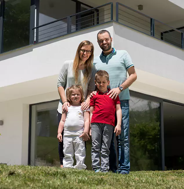 Why Caldwell Trusts Caldwell Pest Control Pro for Carpenter Bee Removal?